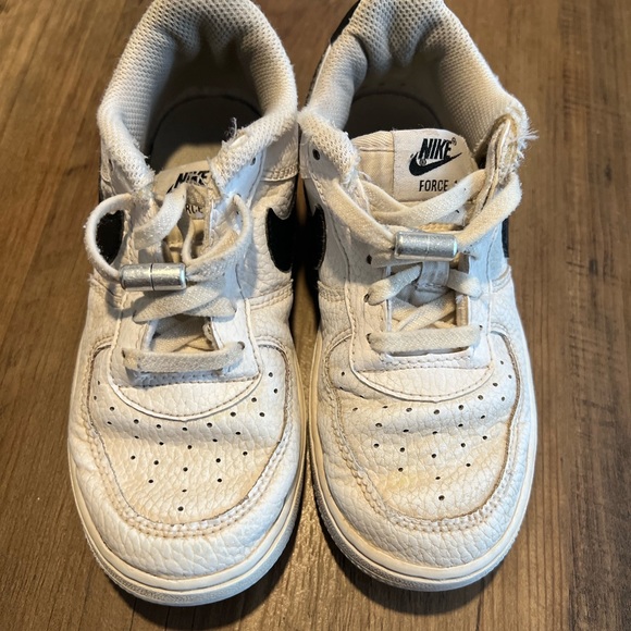 Nike Air Force 1 boys size 12 - Picture 4 of 10